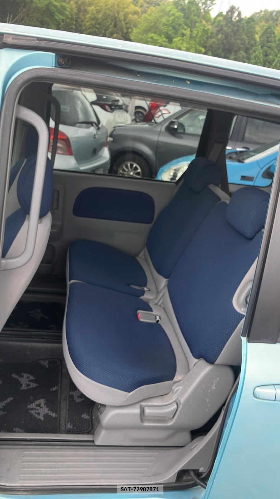 Toyota SIENTA 2004 6634472-9