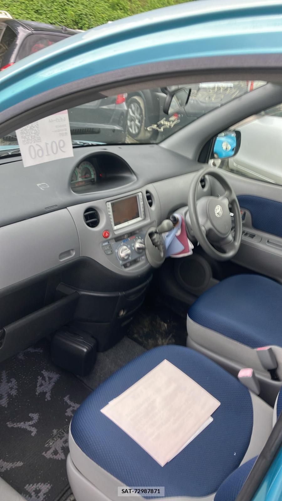 Toyota SIENTA 2004 6634472-10