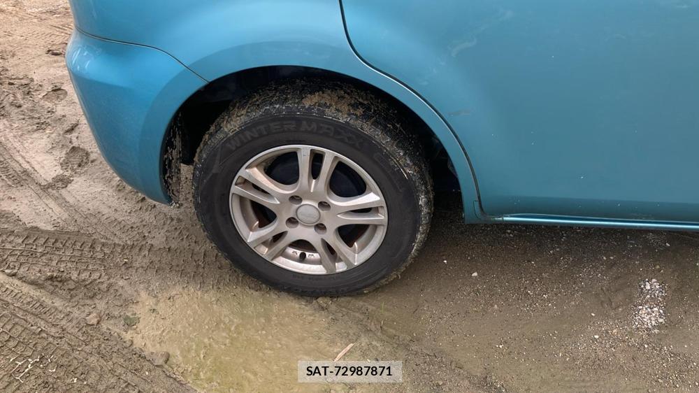 Toyota SIENTA 2004 6634472-23
