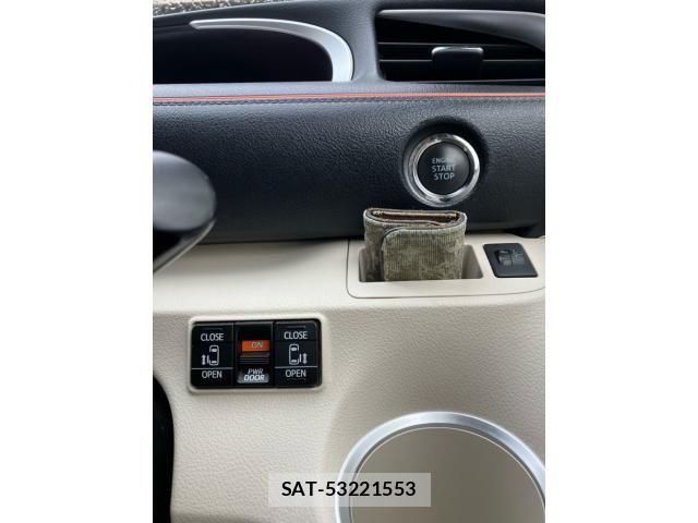 Toyota SIENTA 2016-07 7272636-16