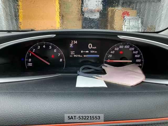 Toyota SIENTA 2016-07 7272636-18