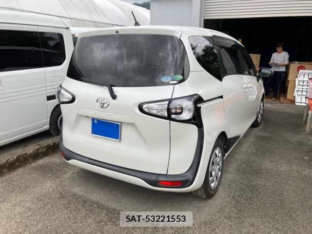Toyota SIENTA 2016-07 7272636-2