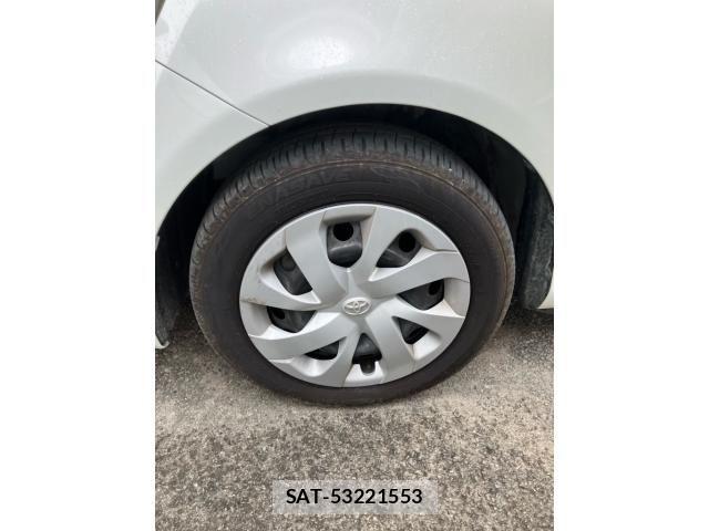 Toyota SIENTA 2016-07 7272636-7