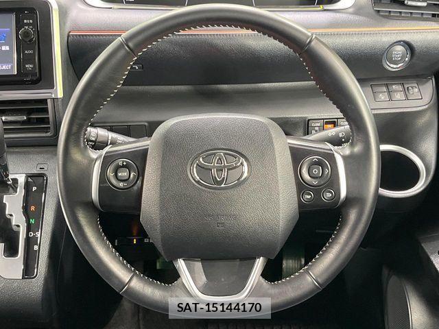Toyota SIENTA 2016-05 7272624-11
