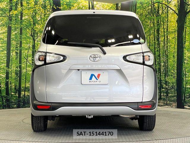 Toyota SIENTA 2016-05 7272624-15