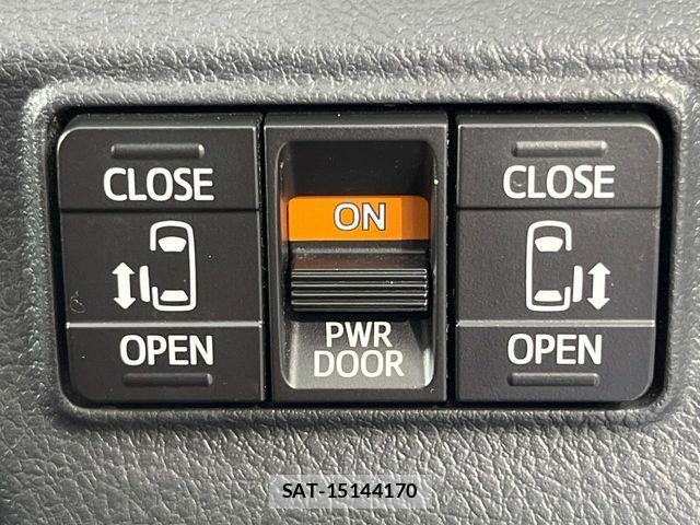 Toyota SIENTA 2016-05 7272624-6