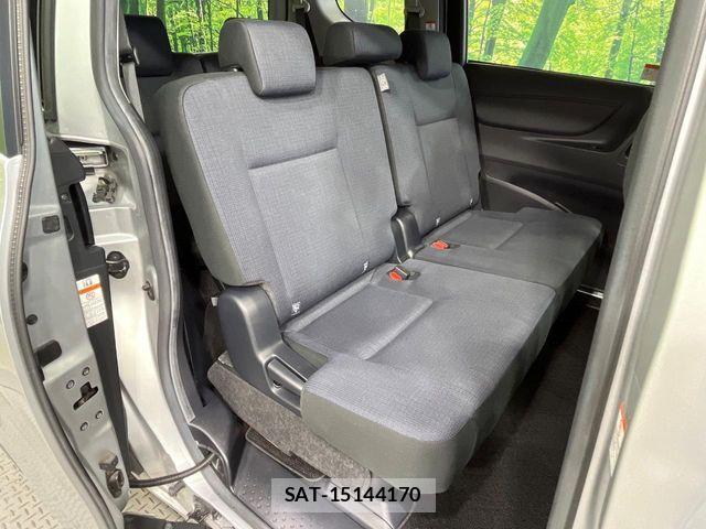 Toyota SIENTA 2016-05 7272624-8