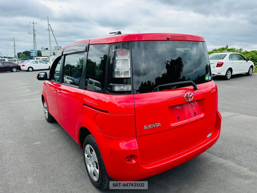 Toyota SIENTA 2012 7171846-2
