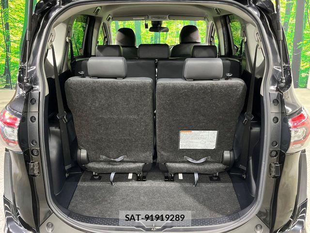 Toyota SIENTA 2018-12 7272932-10