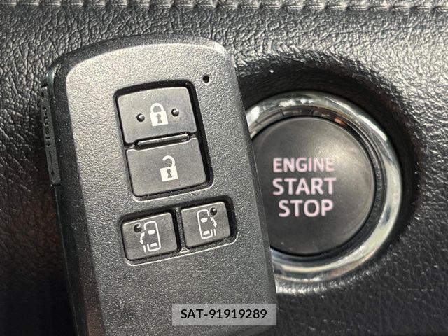 Toyota SIENTA 2018-12 7272932-6