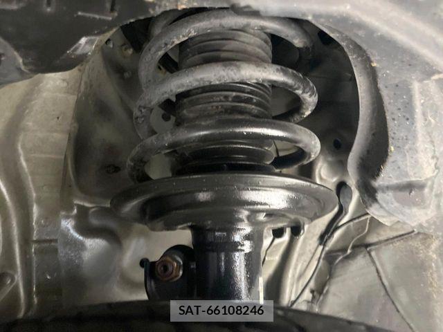 Toyota SIENTA 2019-06 7272933-19