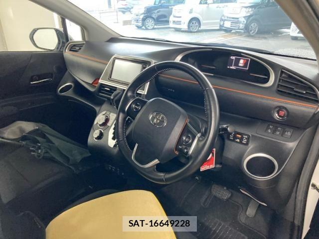 Toyota SIENTA 2020-02 7272931-11