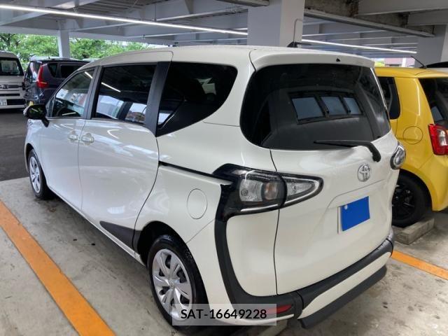 Toyota SIENTA 2020-02 7272931-3