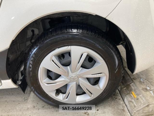 Toyota SIENTA 2020-02 7272931-6