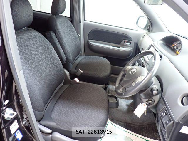 Toyota SIENTA 2014-06 7272286-20