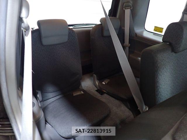 Toyota SIENTA 2014-06 7272286-22