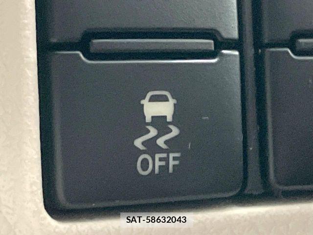 Toyota SIENTA 2015-07 7272583-5