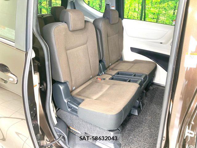 Toyota SIENTA 2015-07 7272583-8