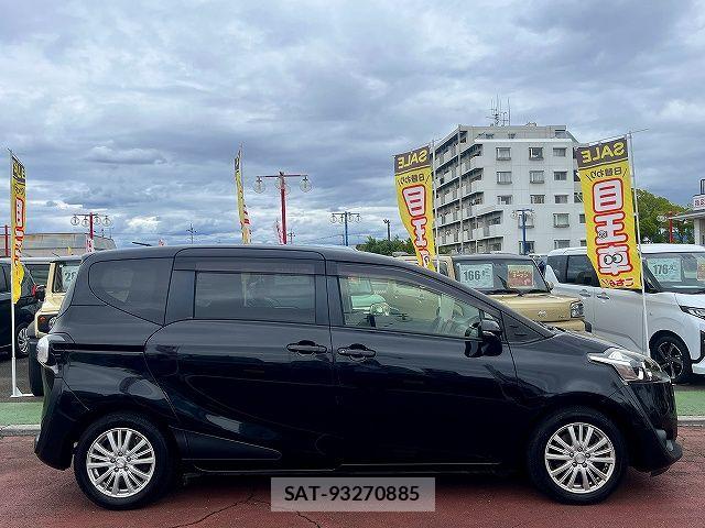 Toyota SIENTA 2018-03 7272930-10
