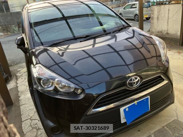 Toyota SIENTA 2018-06 7330080-1