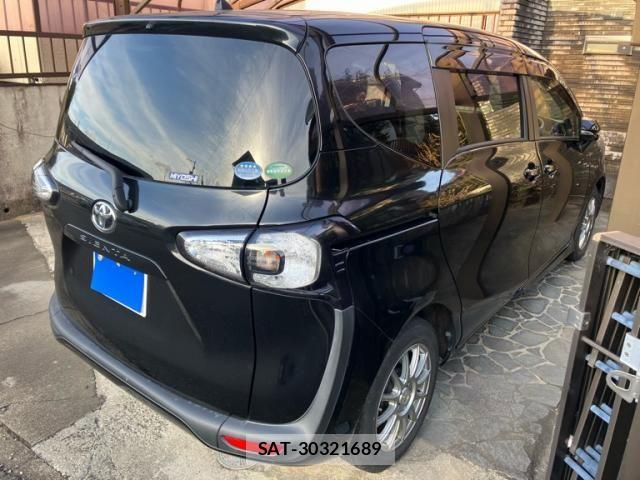 Toyota SIENTA 2018-06 7330080-4