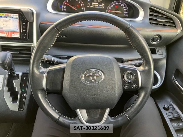 Toyota SIENTA 2018-06 7330080-8