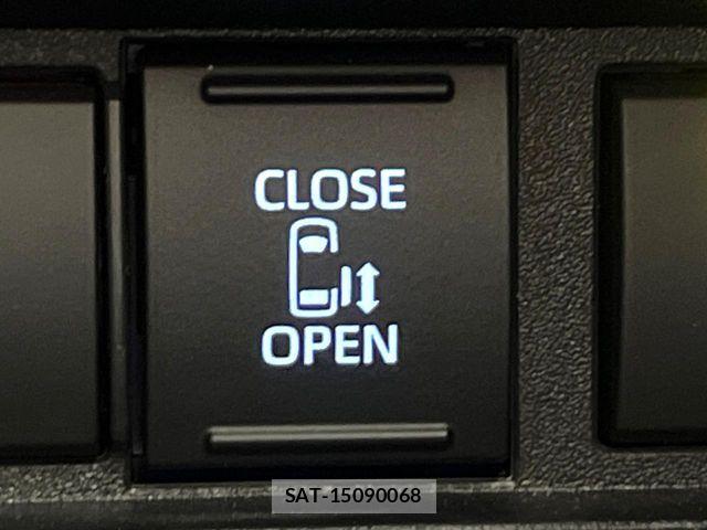 Toyota SIENTA 2025-03 7330043-6
