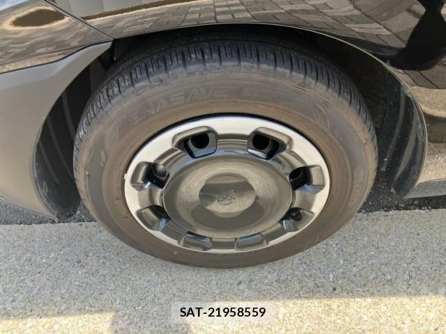 Toyota SIENTA 2023-04 7330042-9