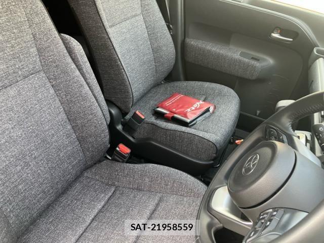 Toyota SIENTA 2023-04 7330042-17