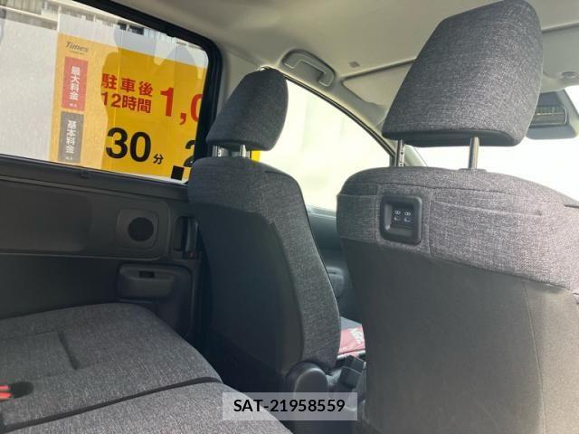 Toyota SIENTA 2023-04 7330042-19