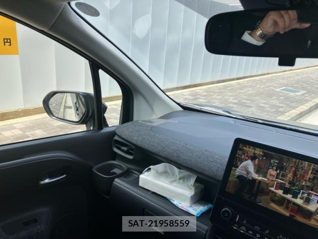 Toyota SIENTA 2023-04 7330042-24