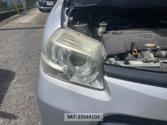 Toyota SIENTA 2011-12 7330085-5