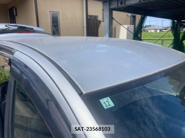 Toyota SIENTA 2011-12 7330085-7