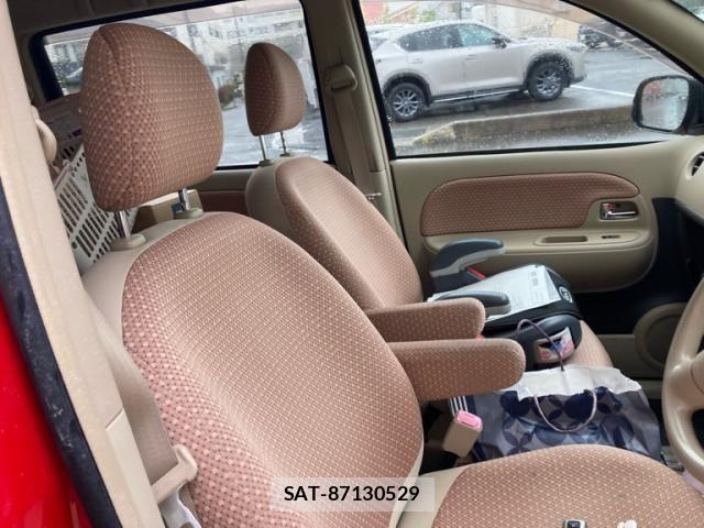 Toyota SIENTA 2012-01 7330084-14