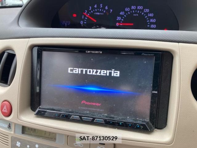 Toyota SIENTA 2012-01 7330084-16