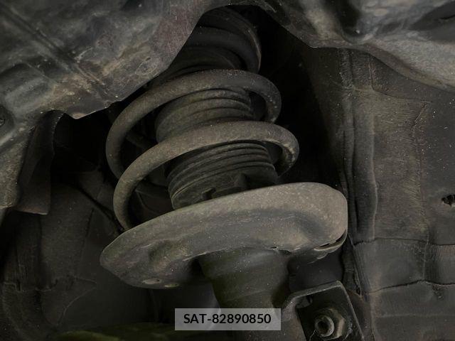 Toyota SIENTA 2023-07 7330046-19