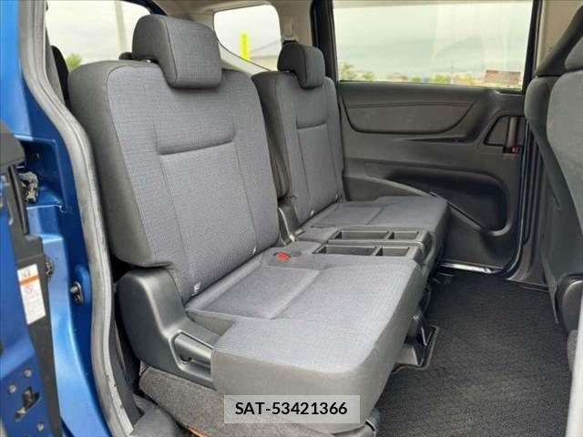 Toyota SIENTA 2016-09 7330078-18