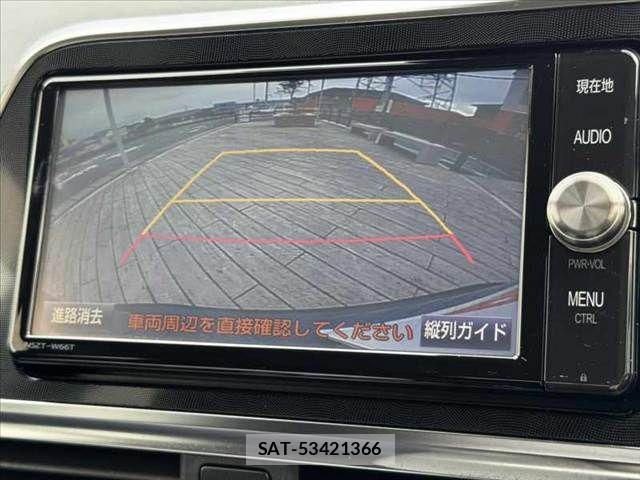 Toyota SIENTA 2016-09 7330078-2