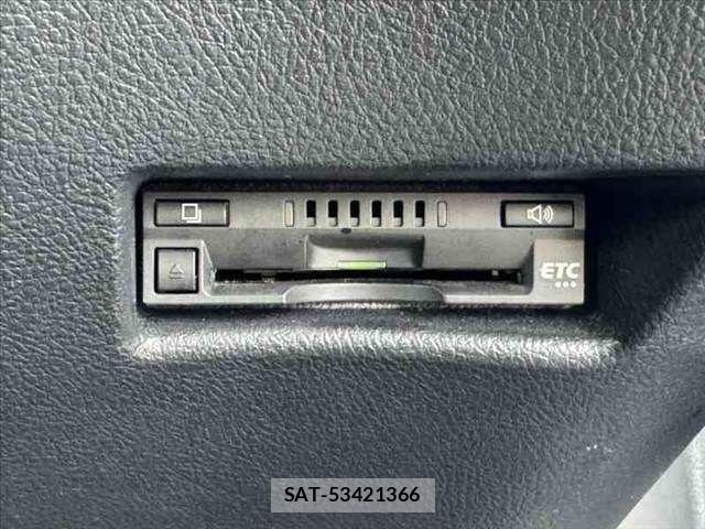 Toyota SIENTA 2016-09 7330078-29