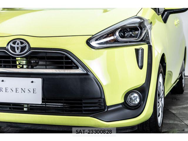 Toyota SIENTA 2015-09 7330064-10