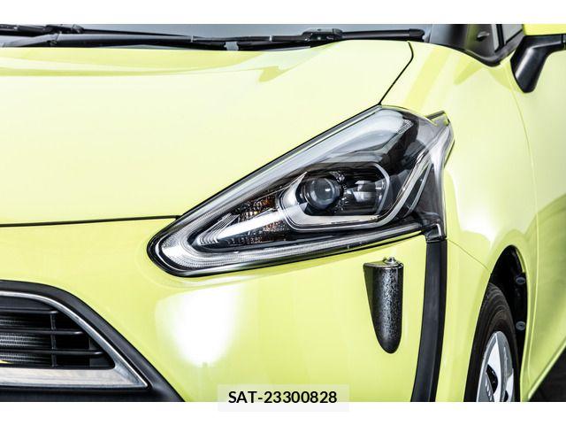 Toyota SIENTA 2015-09 7330064-11