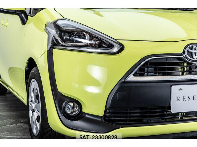 Toyota SIENTA 2015-09 7330064-12