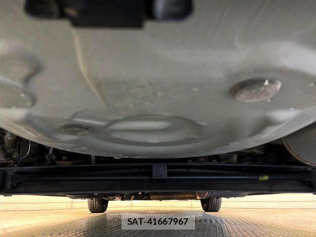 Toyota SIENTA 2019-11 7330061-18