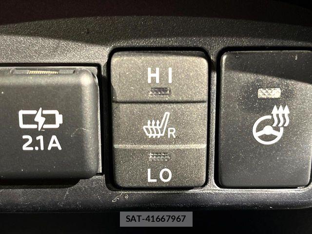 Toyota SIENTA 2019-11 7330061-5