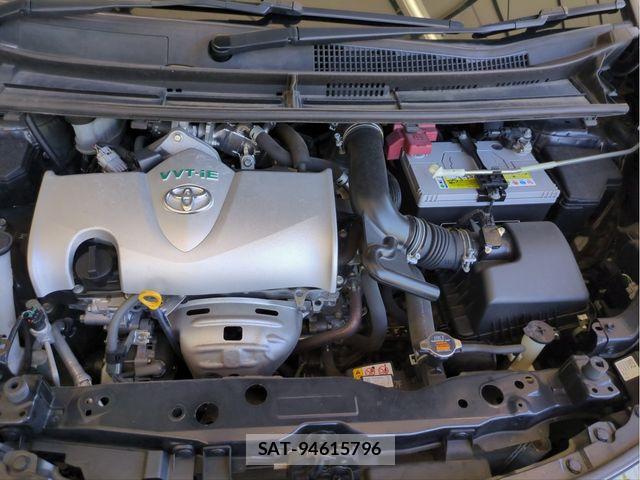 Toyota SIENTA 2018-11 7330073-23