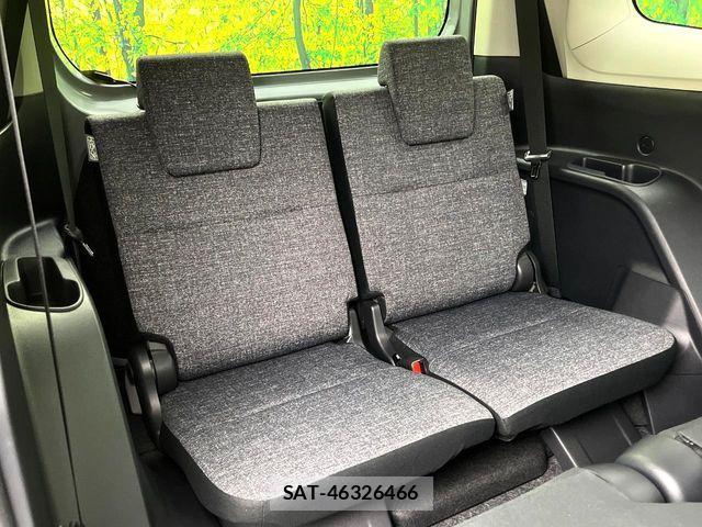 Toyota SIENTA 2023-12 7330047-9