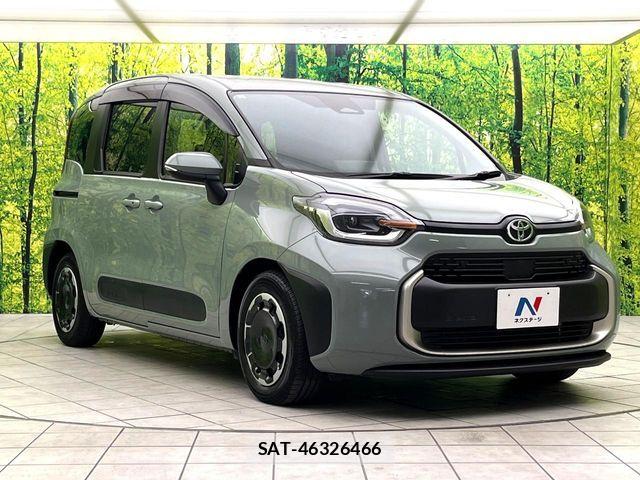 Toyota SIENTA 2023-12 7330047-16
