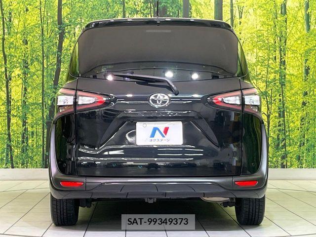 Toyota SIENTA 2016-07 7330063-15