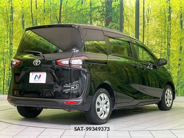 Toyota SIENTA 2016-07 7330063-17