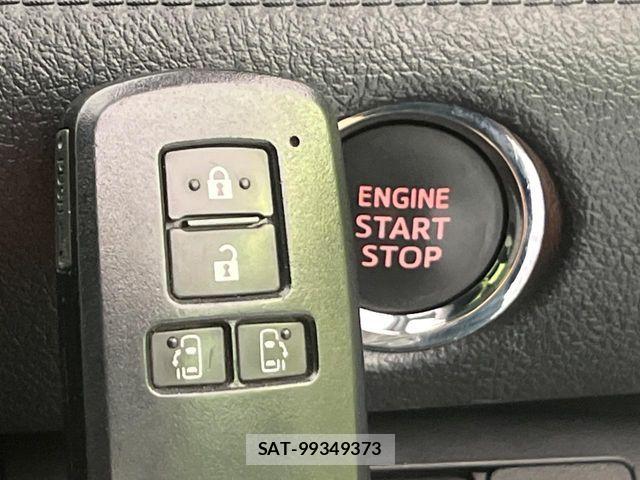 Toyota SIENTA 2016-07 7330063-5